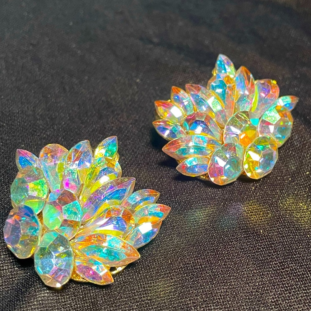 Beautiful Michelle Sugar 80’s Clip Earrings